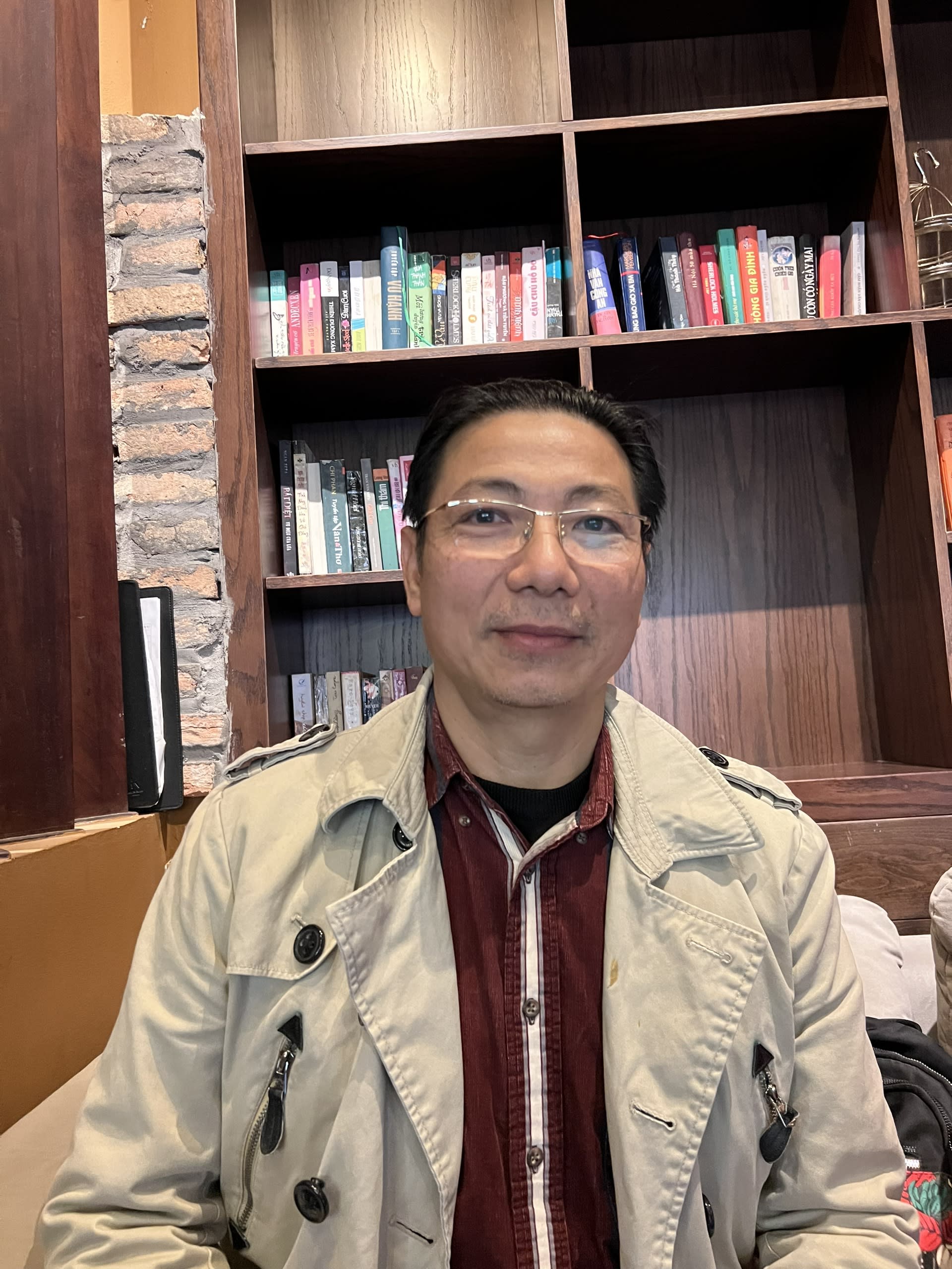 Hướng đi nào cho sân khấu truyền thống khi thiếu tác giả trẻ? 2 Hướng đi nào cho sân khấu truyền thống khi thiếu tác giả trẻ?